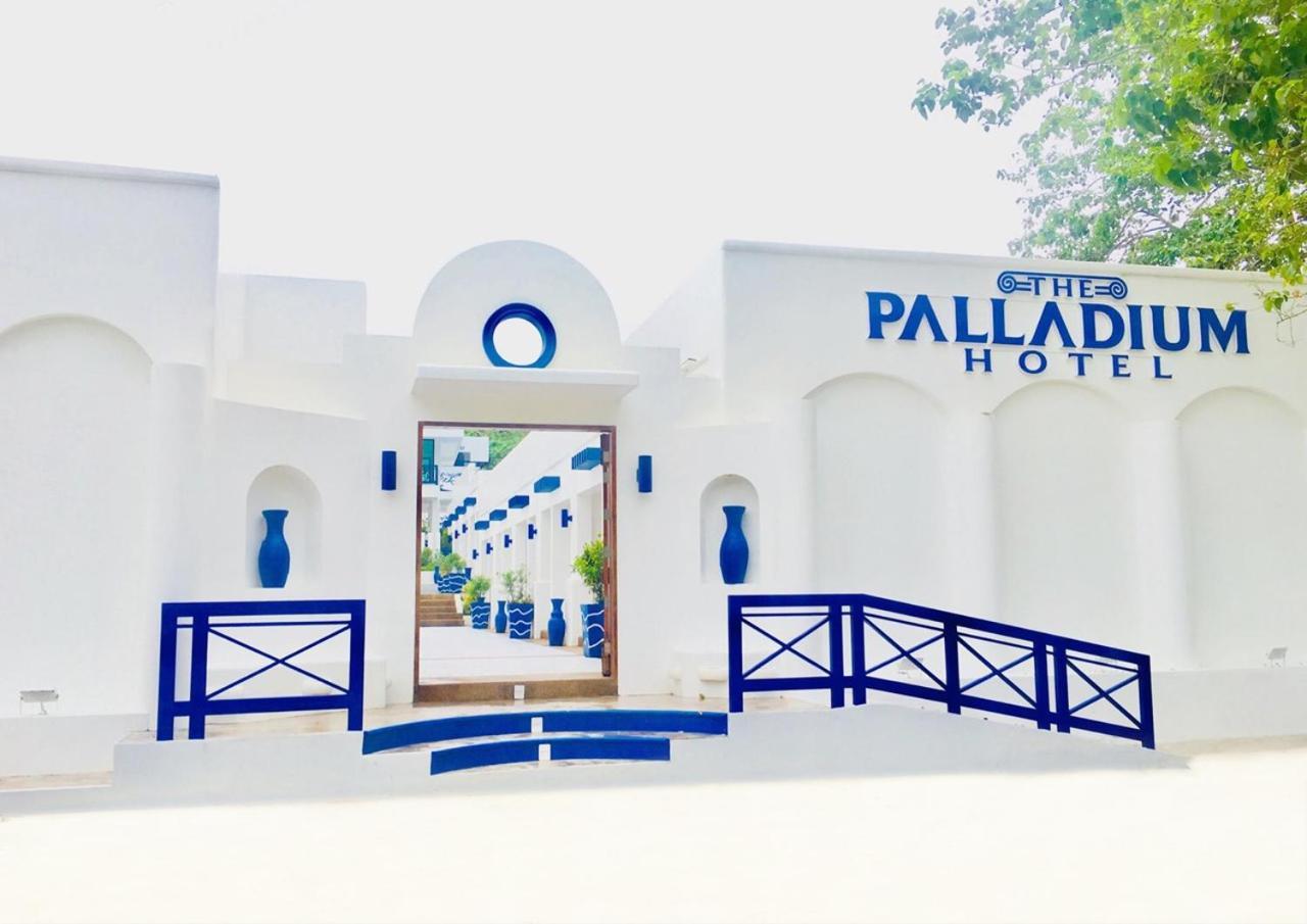 The Palladium Hotel Coron Exteriör bild